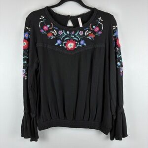 Xhilaration Black Embroidered Boho Top XL Indie Sleaze Dark Floral Soft Grunge‎